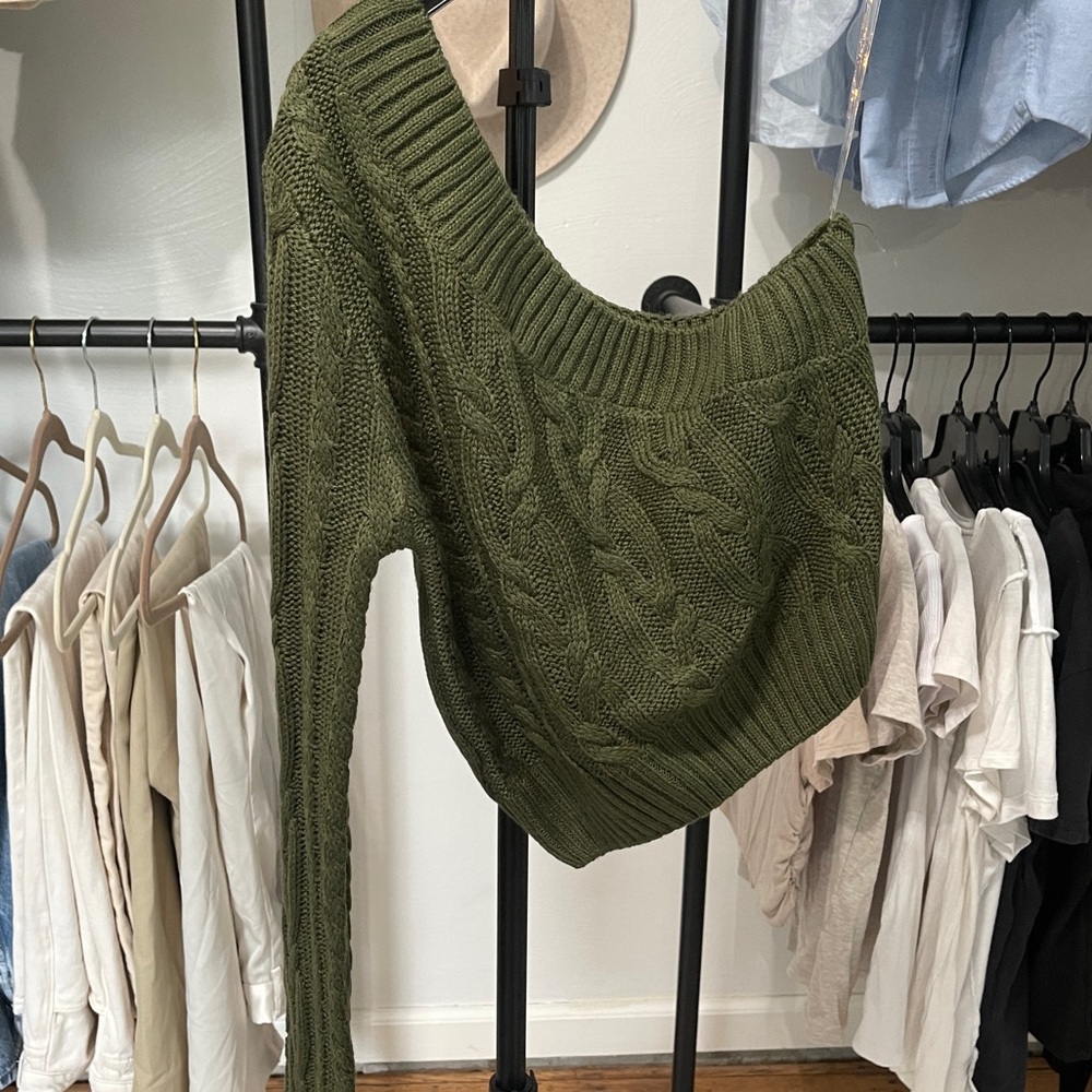 Windsor One shoulder sweater